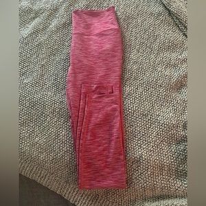 NWOT Outdoor Voices Flow 7/8 legging